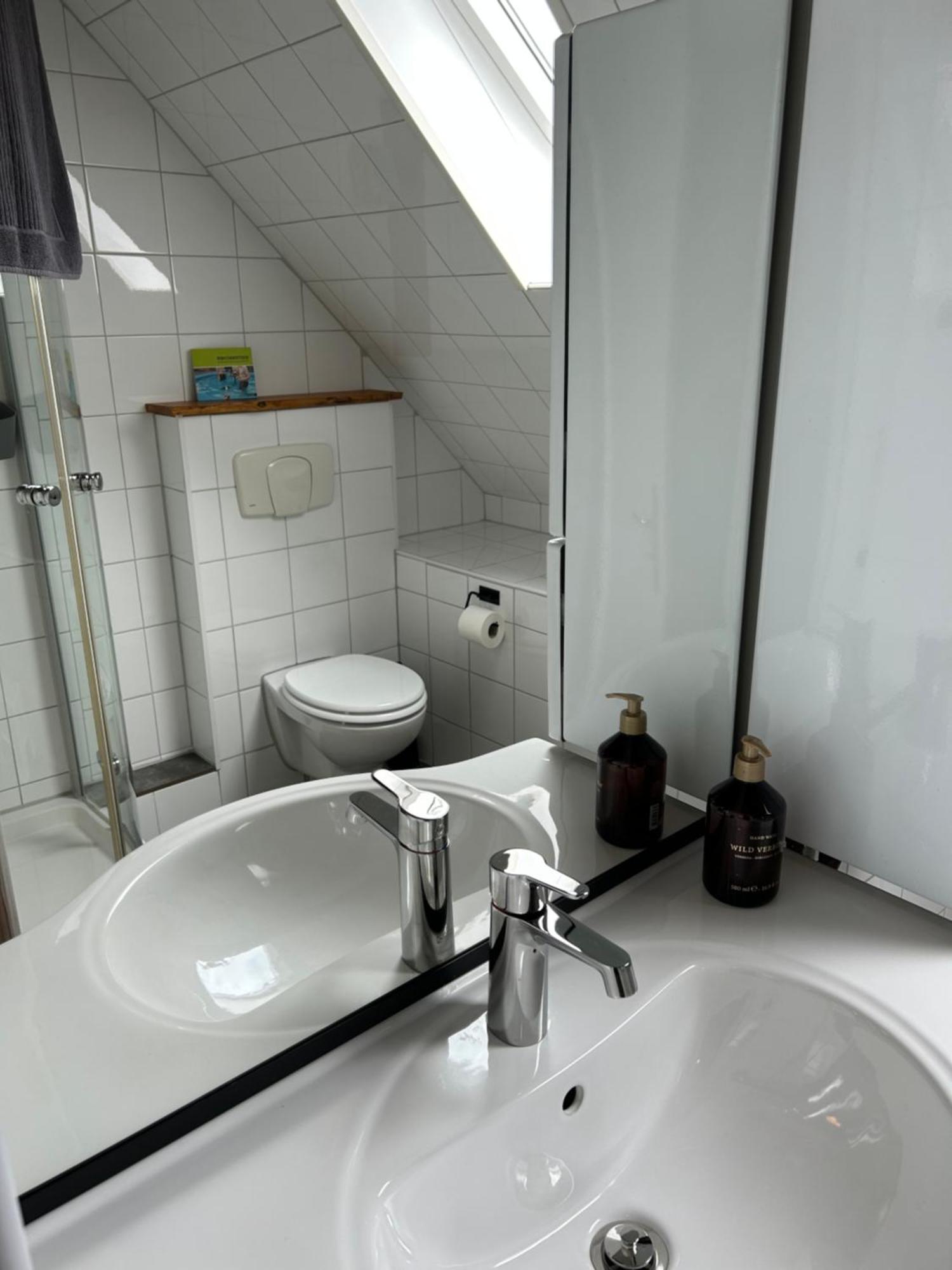 אוברהאוזן Gemuetliches Privates Apartment מראה חיצוני תמונה